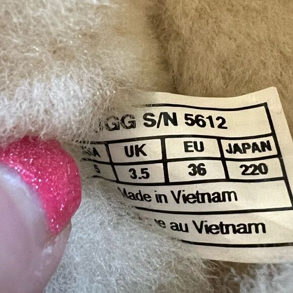 Ugg Australia women’s size 5 women’s fur lined loafers - Picture 4 of 5